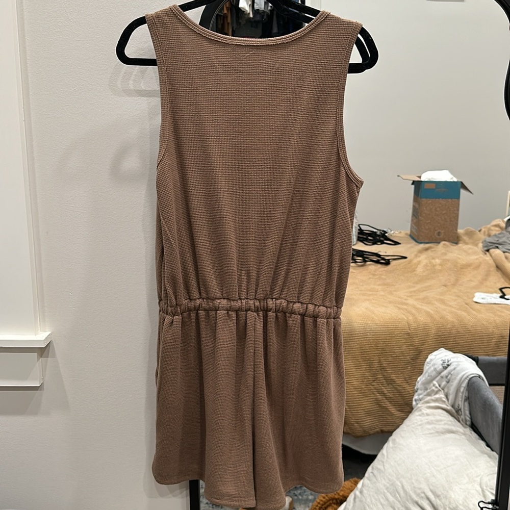 New In Large Brown Romper - Picture 4 of 5